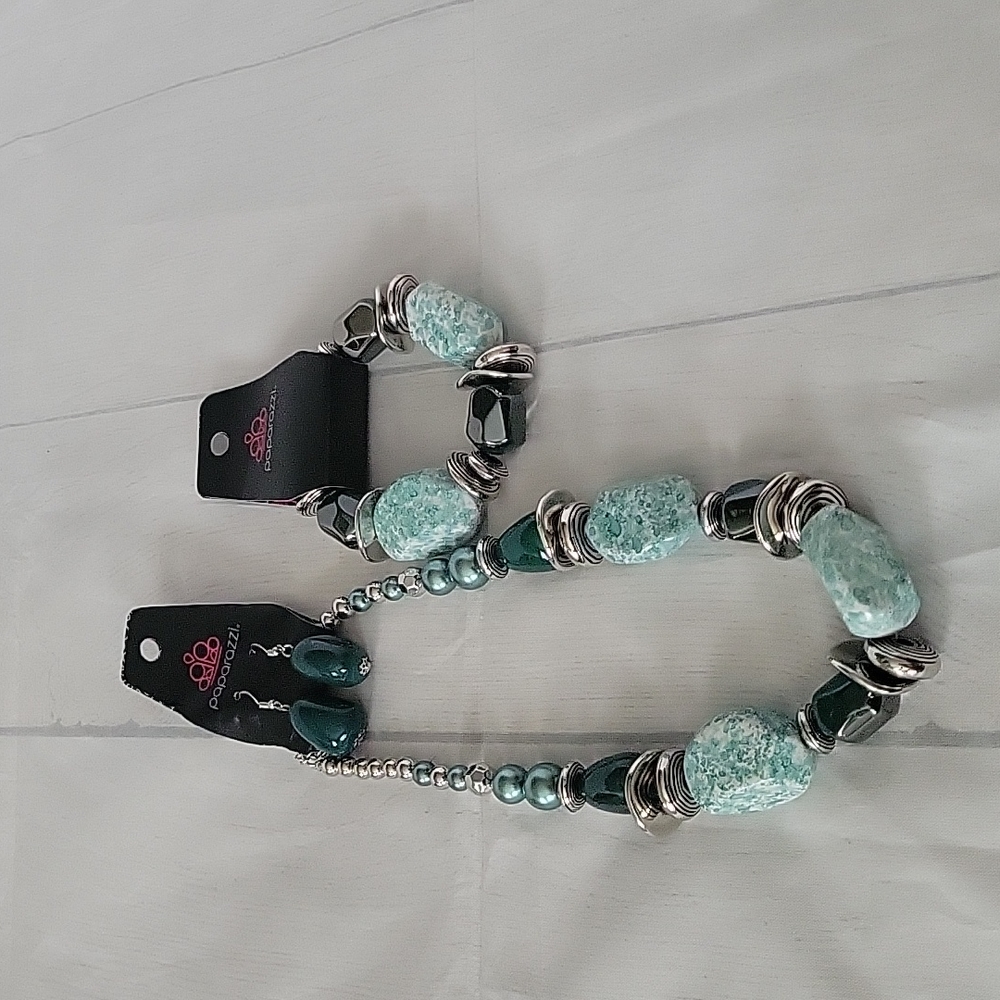 Paparazzi statement necklace, bracelet and earrings set